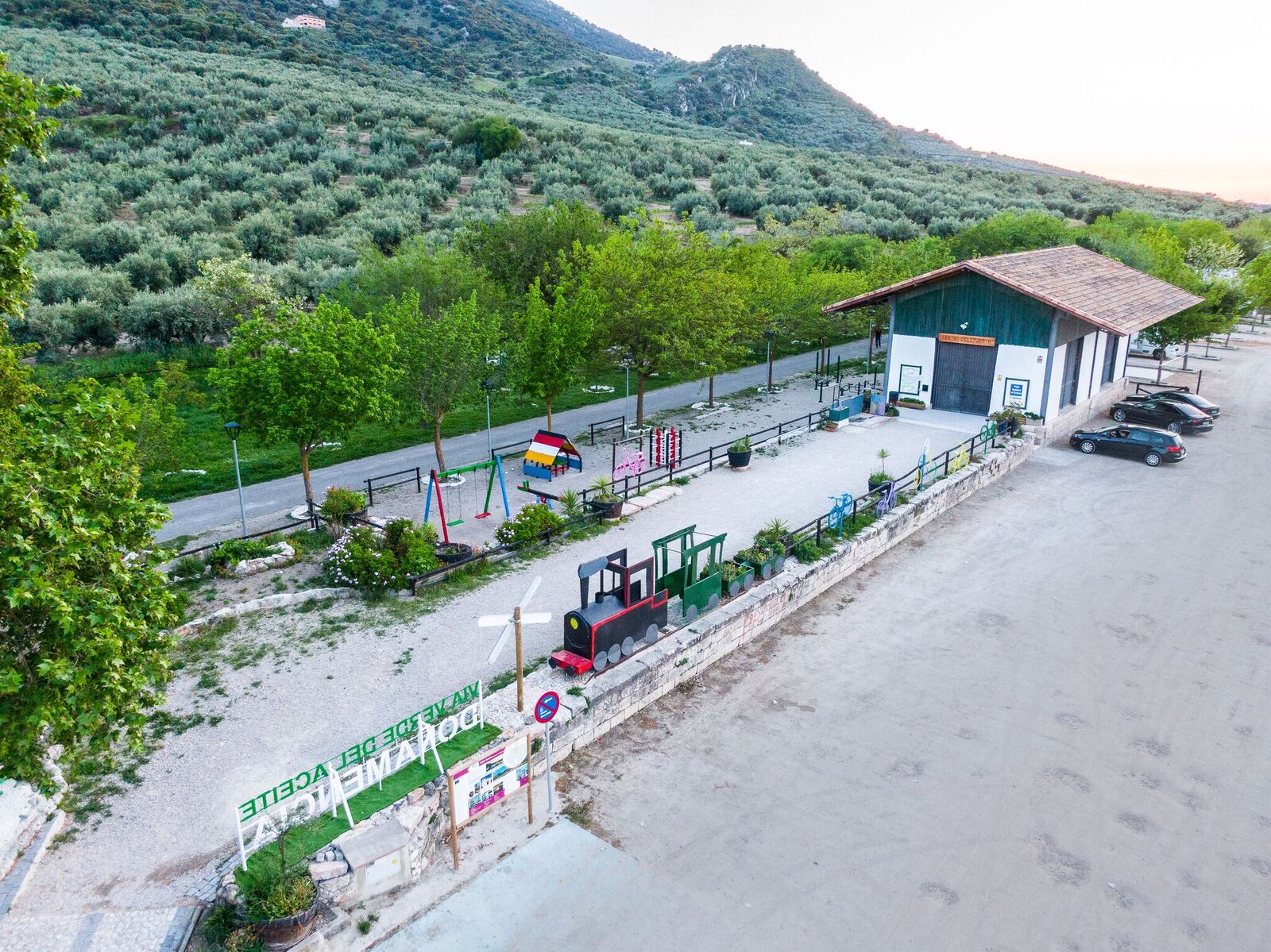 Área de Caravanas de Doña Mencía - Menciaecoturismo.es 3